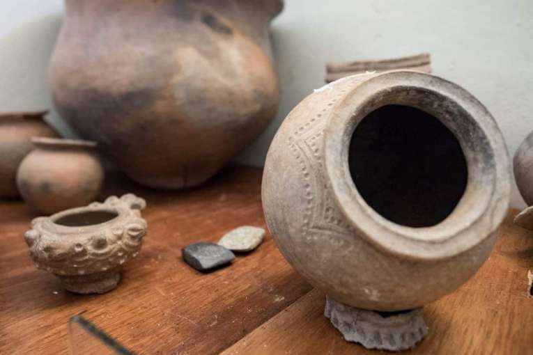 balade archeologique GIHA tourisme responsable necocli en colombie