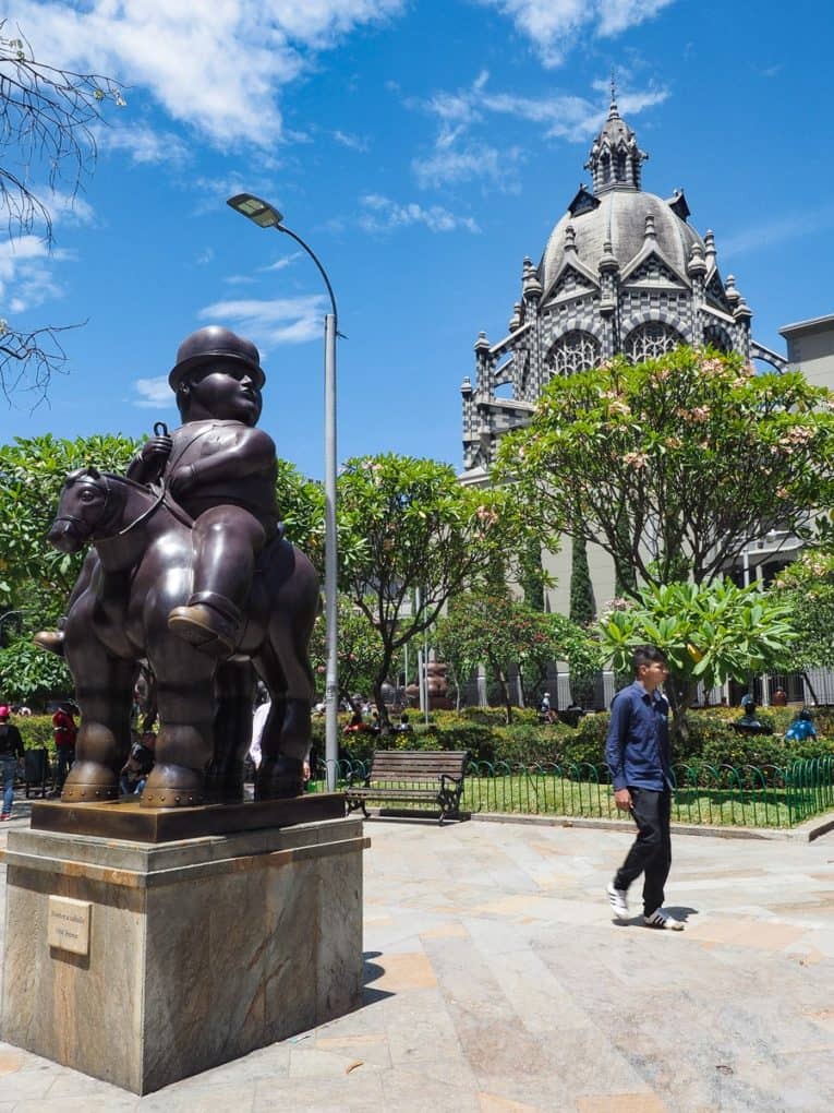 visiter la place Botero à Medellin Colombie