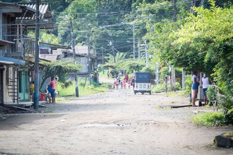 visiter le village d'el valle sur la côte pacifique de Colombie