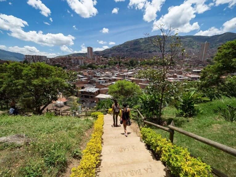 Moravia visitar Medellín fuera de lo común, viaje por Colombia