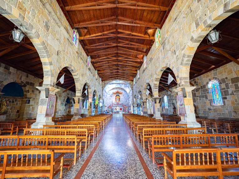 Eglise de Guadalupe, joli village du Santander en Colombie