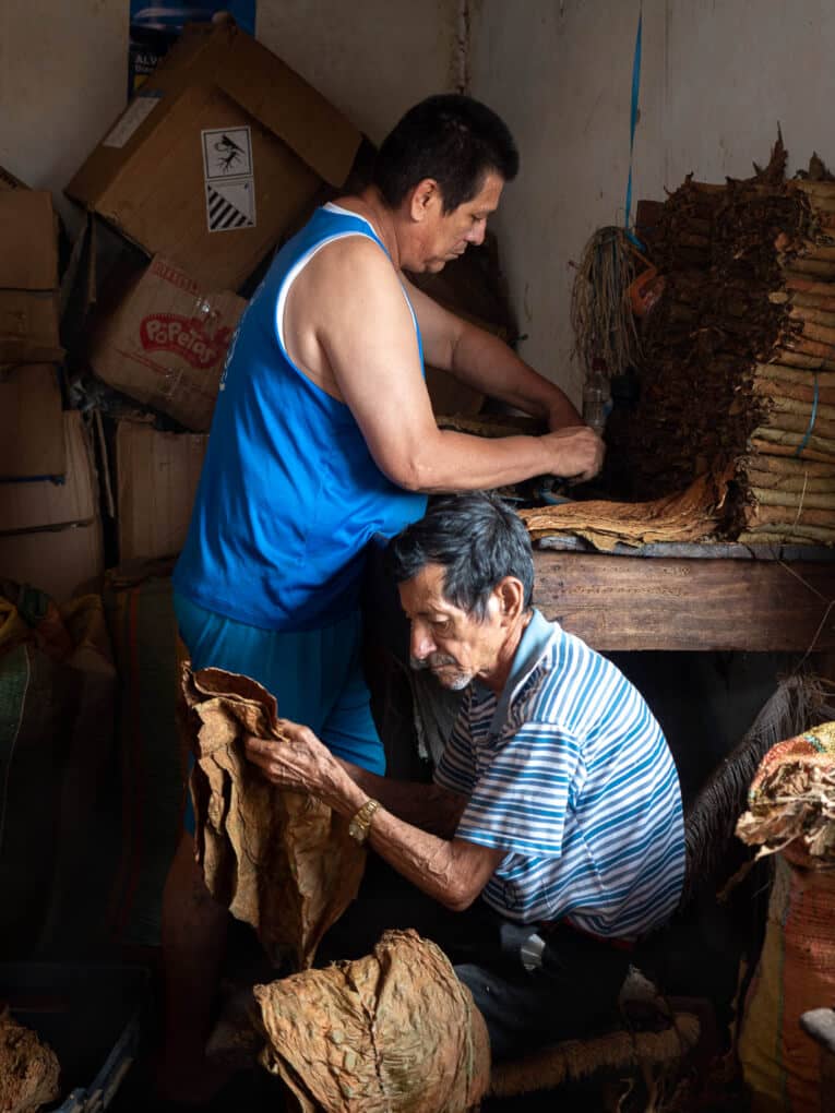 Visiter une fabrique de tabac à Giron dans le Santander en Colombie