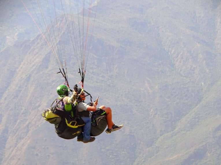 Voler au dessus du Canyon de Chicamocha, San Gil en Colombie
