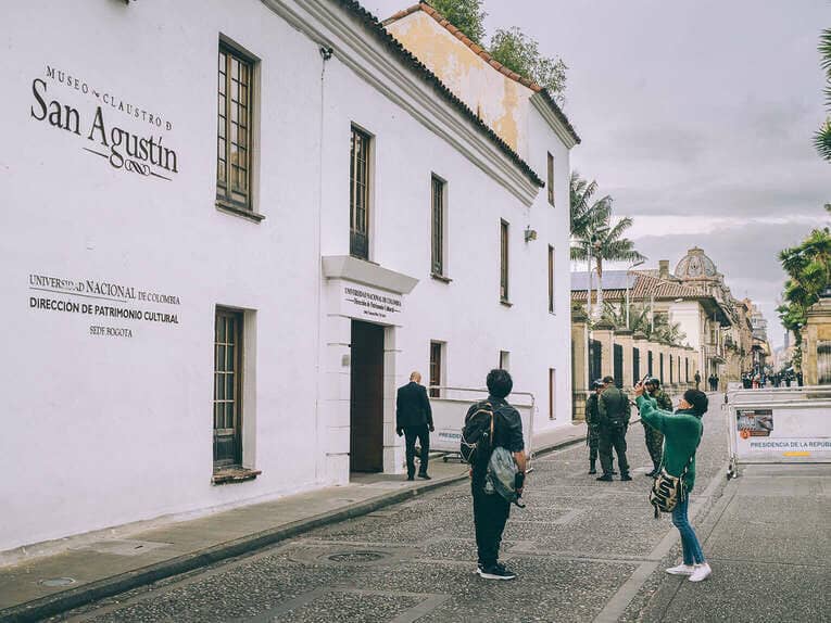 La meilleure visite guidée en français de Bogota pour comprendre l'histoire du conflit en Colombie